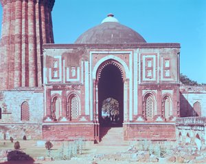 Alai Darwaza, Built by Ala-ud-din Khalji