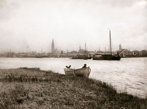 Rowing boat by a canal, Rotterdam