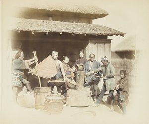 Rice-husking in Japan