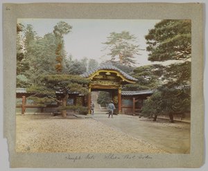 Temple Gate, Shiba Park, Tokyo, Japan by Japanese Photographer