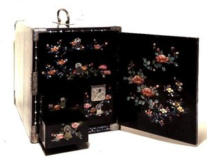 Carrying casket, painted decoration with mother of pearl inlay, Japanese
