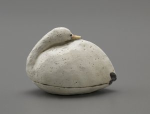Container in the shape of a snow goose, Meiji era