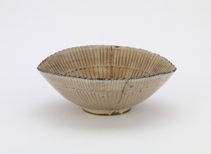 Individual serving bowl in the shape of a sedge hat, Edo period by Japanese School