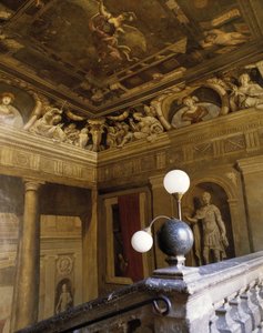 Baroque architecture: staircase painted in trompe l