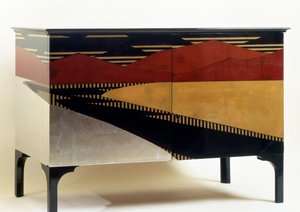 Lacquered Art Deco style cabinet