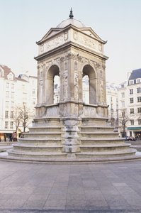 Fontaine des Innocents, Stone Fountain with Steps, Paris, France