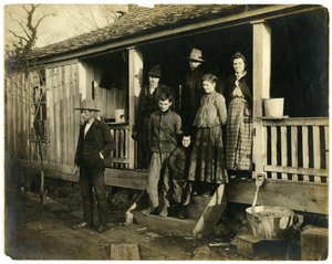 Arkansas house, family