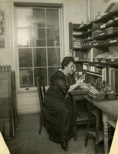 Beals in her studio, c.1912-18 by Jessie Tarbox Beals