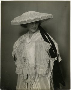 Jumble Bros ?, Lingerie hat and muff, c.1905-11