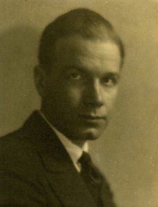 Kenneth Andrews ?, c.1905-27