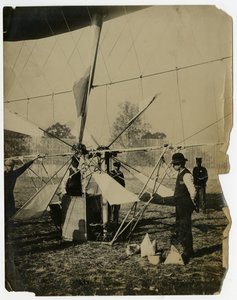 "Meteor" Airship by Jessie Tarbox Beals