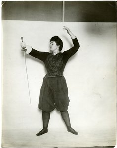Old model, c.1905-18 by Jessie Tarbox Beals