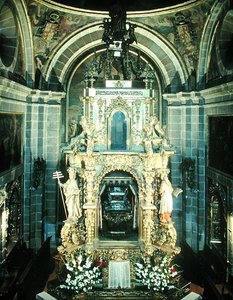 Funerary monument in the Chapel of San Segundo