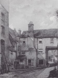 Lost London: Back View of the Queen