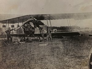 Austrian soldiers with a mi