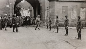 Album "Meine weltkriegs - Erinnerungen South-West Front (Carinthia, Italy, South Tyrol) 31/03/1915-12/11/1918 - Josef Zohles Wien": soldiers in Villach