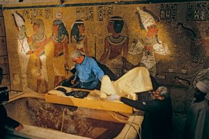 Dr. Zahi Hawass and Egyptian Research Team Remove Mummy of King Tut from His Tomb, 2005