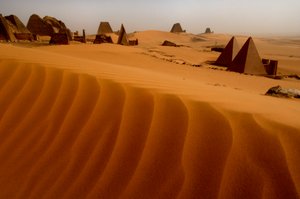 Meroe Pyramids, Begarawiya Pyramids, Sudan, Nubia, Black Pharaohs, Third Intermediate Period, 2007 (photo) by Kenneth Garrett