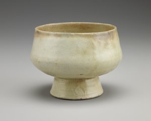 Bowl on tall foot, second half of 16th century