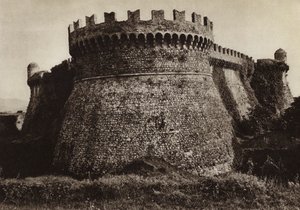 Italy: Castello Sarzanello