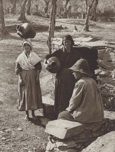Hurdanos at the Well