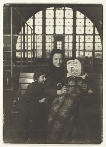 Russian Family, Ellis Island by Lewis Wickes Hine