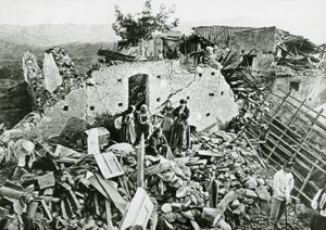 Survivors in the Rubble in Ferruzzano, Earthquake in Calabria by Unbekannt Unbekannt