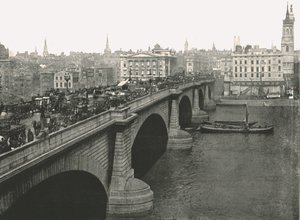 London Bridge looking North, 1895