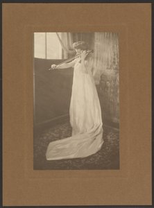 Good Night by Louis Fleckenstein
