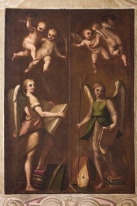 Genoa, Duomo (St Lawrence Cathedral), sacristy, chapel: Angels with episcopal insignia, books and palm branches