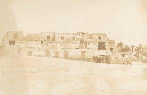 Habitation of the crew of the Luxor barge, built on the terrace of the Palace, 1849-50