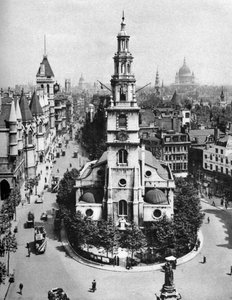 Church of St Clement Danes, the Strand and Fleet Street from Australia House, London by McLeish