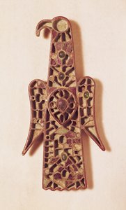 Eagle-shaped brooch