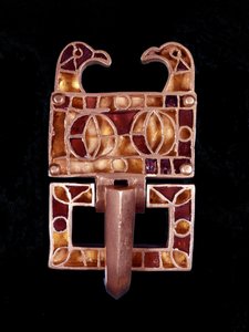 Jewel Decorated with Bird Heads (France)