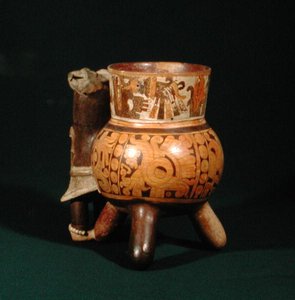 Tripod Pot