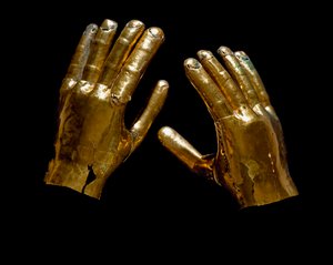 Precolombian art, Mochica culture: gold funeral hands. 200-500 AD. Lima, Museo de Oro del Peru