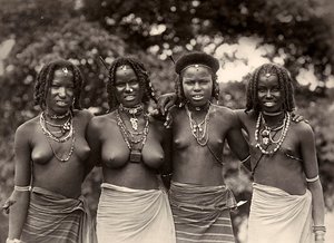 Building an Empire in the Fascist age: Cunaman girls, 1936