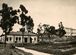 Building an Empire in the Fascist age: circle of officials at Asmara