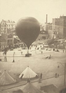 Le Neptune, Place Saint-Pierre à Montmartre by Nadar