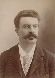 Maupassant by Nadar