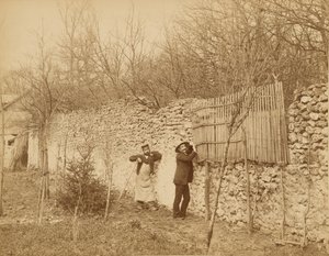 Ermitage de Sénart, a gardener and Jules Belaube by Nadar [Gaspard Félix Tournachon]