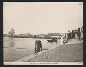 Pontoon Bridge over the Grand Canal in Venice during the Festa del Redentore (Venezia - Canal grande - Ponte del Redentore) by Neue Photographische Gesellschaft