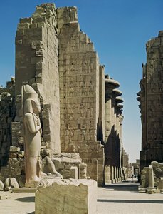 View of the Great Court, the entrance to the Hypostyle Hall and a statue of Ramesses II in the Temple of Amun