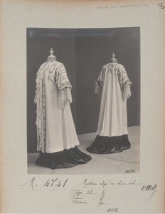 House of Worth, Coat by Photographer French