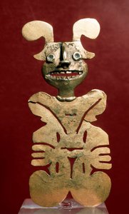 Anthropomorphic Statuette in Gold