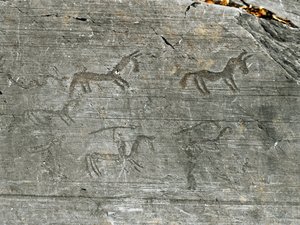 Prehistory, Civilization of the Camunni, Rock Art: Grave Rock of a Hunting Scene