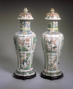 Pair of Chinese Export Famille Verte Vases and Covers, Kangxi period (1662-1722) by Qing Dynasty Chinese School