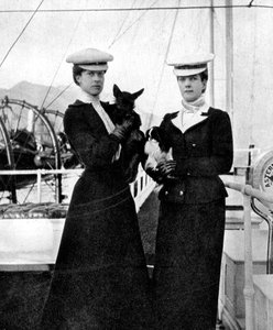 Queen Alexandra with her daughter Princess Victoria