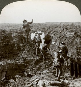 British Soldiers Attacking the Hindenburg Line, World War I by Realistic Travels Publishers