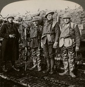 Lewis machine gunners, Hollebeke, Belgium, World War I